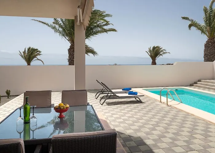 Villas Salinas Villa *